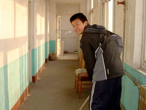 05级21班清扫社区居民学校